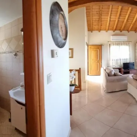 Stathi's House Apartment Megali Ammos (Skiathos)